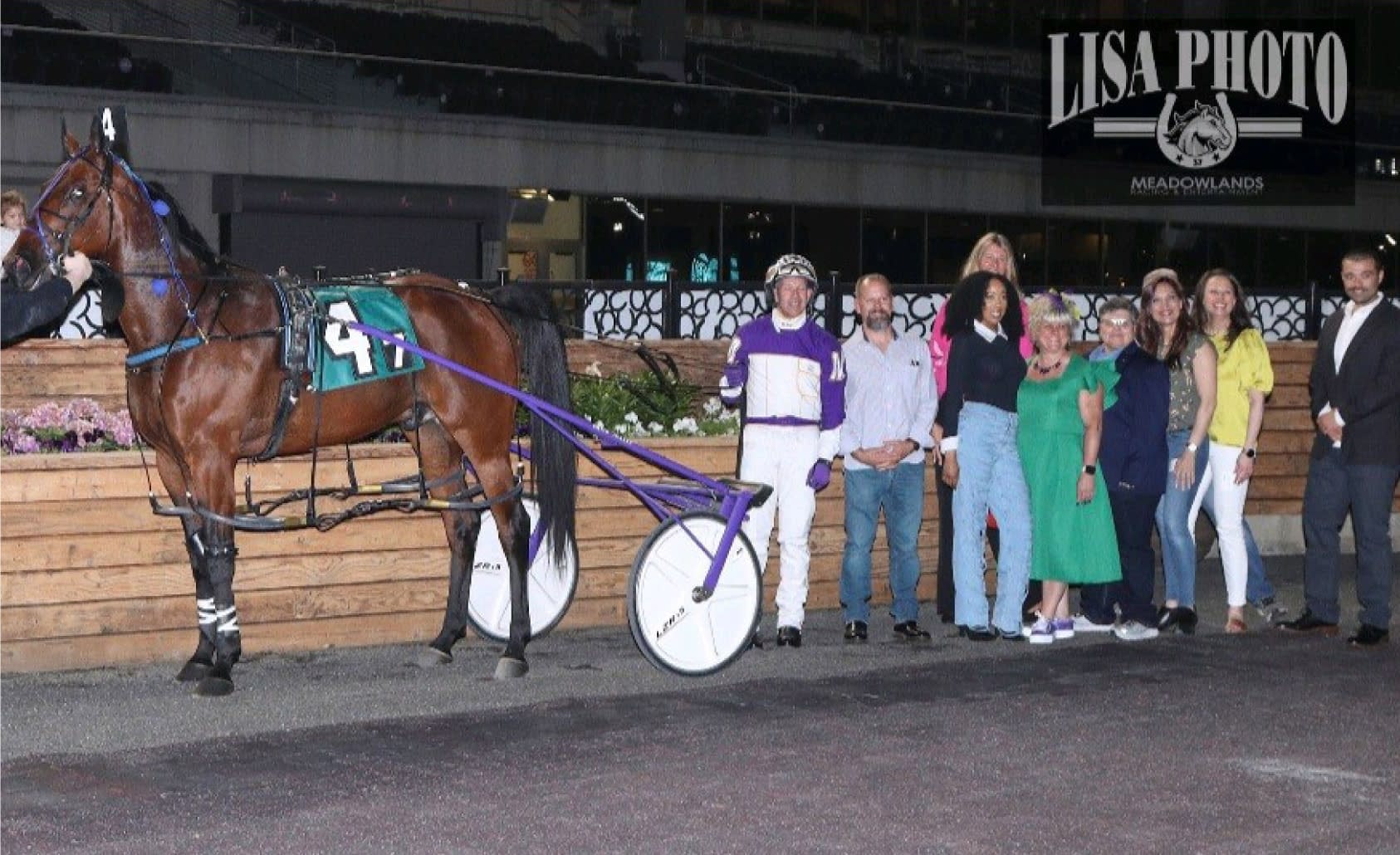 UTRS employees attend a night at the races at Meadlowlands Racetrack